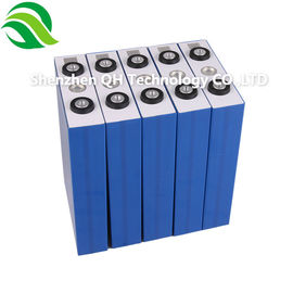 Chine Cellule de batteries chinoise du fabricant 3.2V 75AH LiFePO4 de longue de cycle impédance interne de la vie basse fournisseur