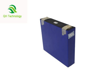 Batterie 3.2v 140ah d'Ion Battery Making Machine Lifepo 4 de lithium 24 volts de batterie au lithium